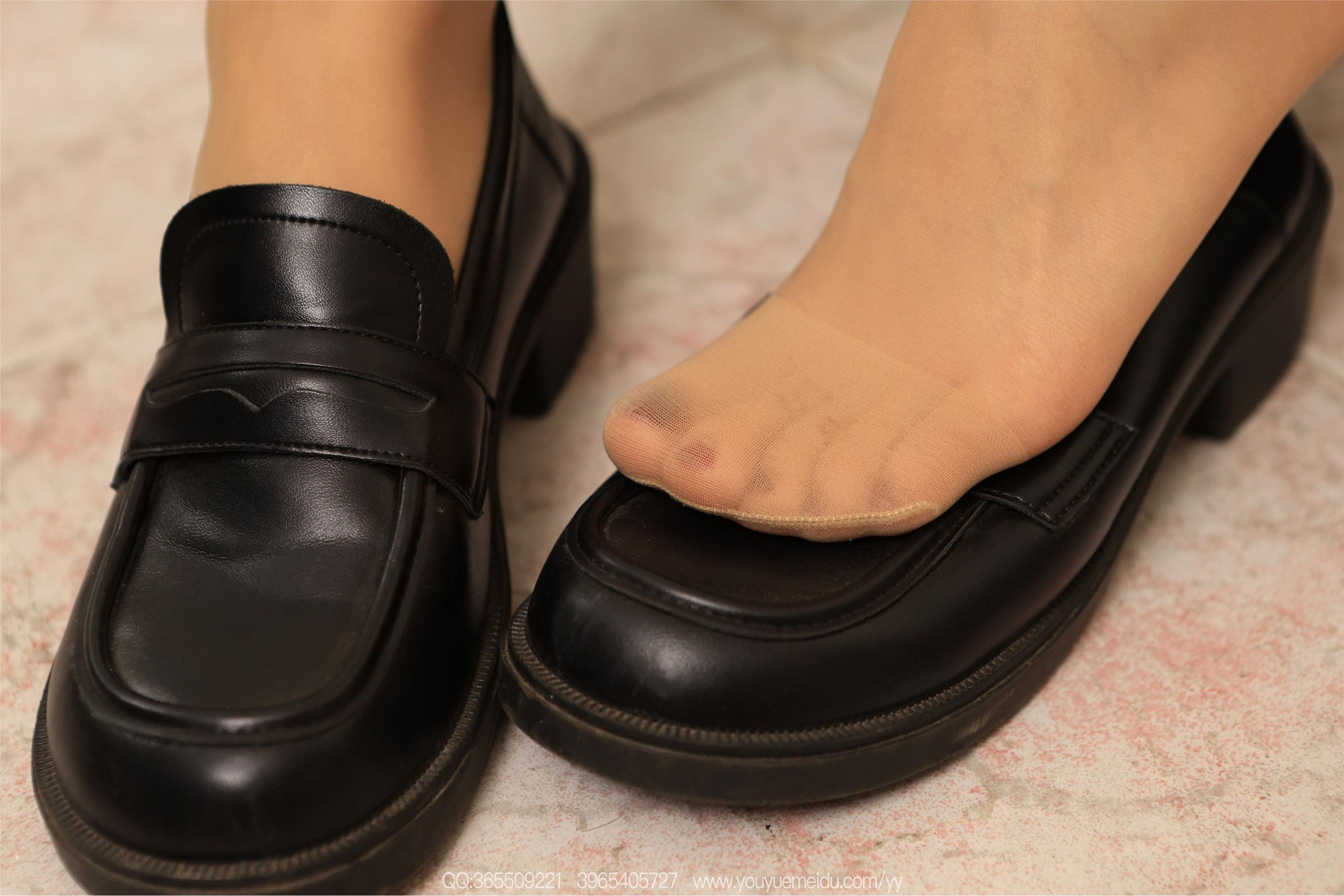 IESS异思趣向  2025.12.24 丝享家2246：小婕《肉丝平底鞋》